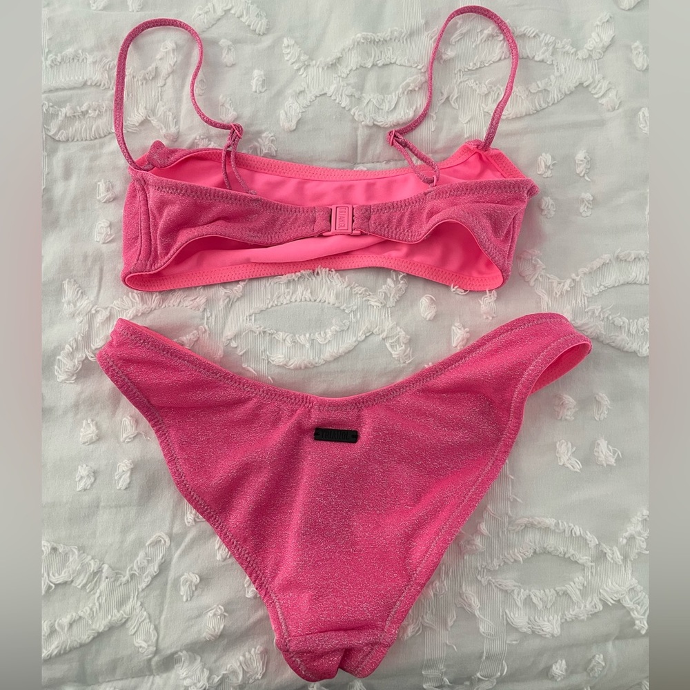 Triangle Mica-Pitaya Sparkle